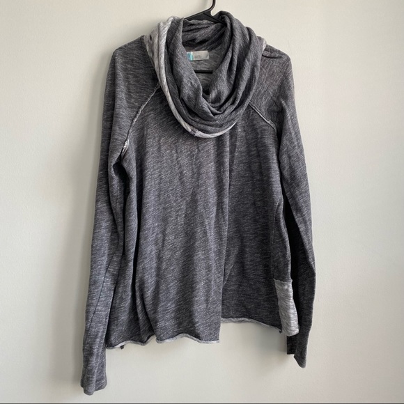 Free People Beach Cocoon Cowl Neck Pullover Sweater Gray Two Body Medium Large - Picture 1 of 5